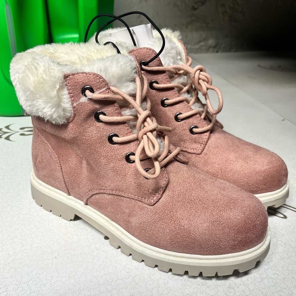 Thereabouts NEW size 2 kid suede fur boots pink kids girl comfy warm fur rose 2Y